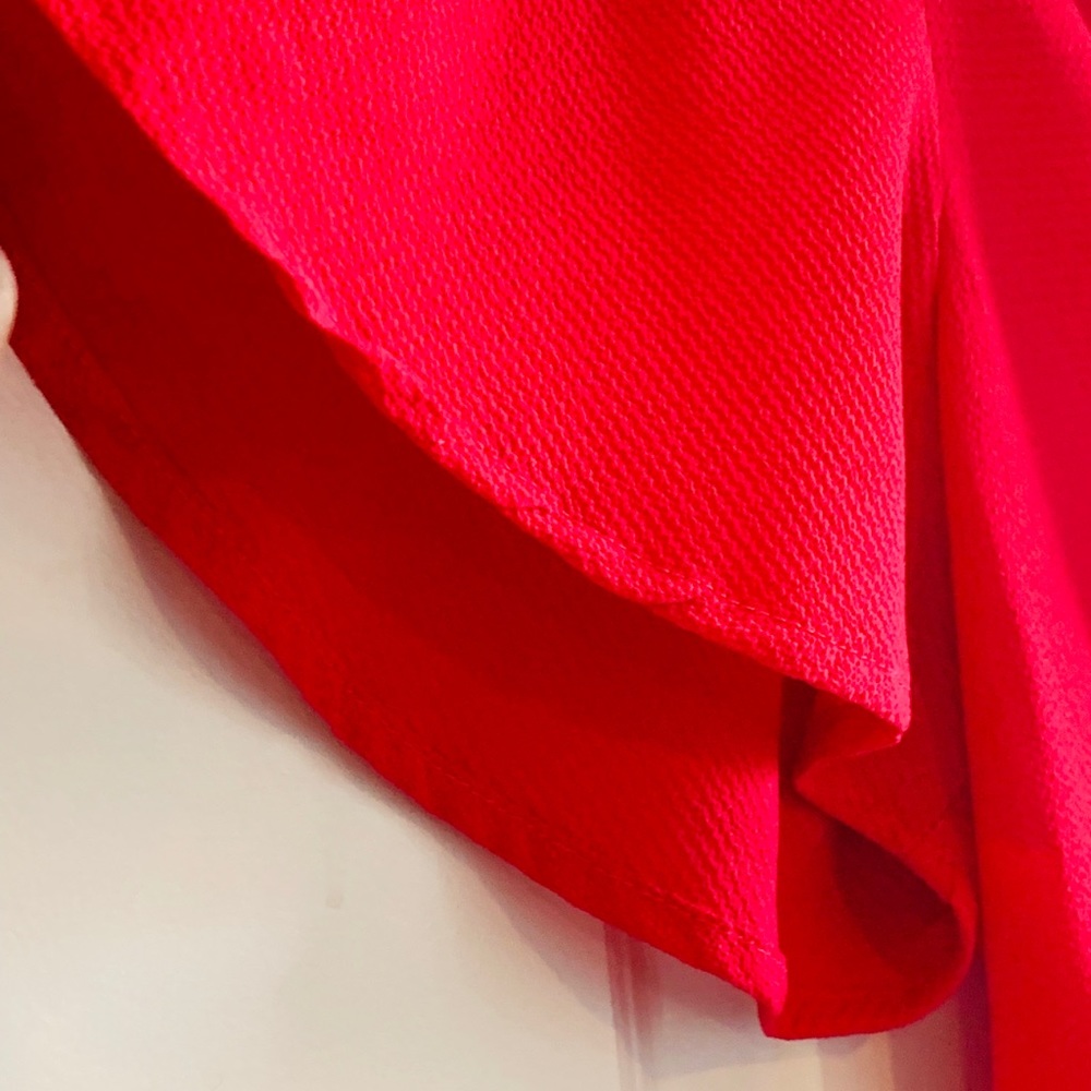 Monteau Wrap Top Size Medium - Picture 4 of 7